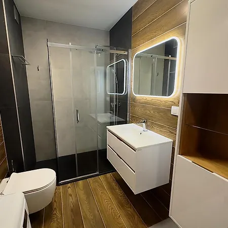 Appartamento N, Trabki